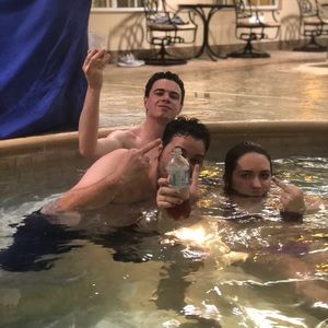 Meet your Posher, Tyler